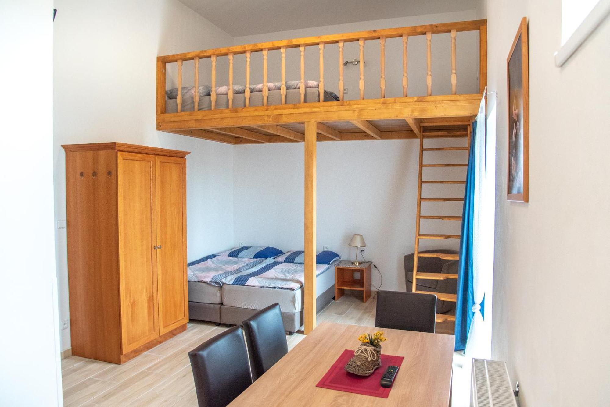 Apartment Panska Chlum u Trebone